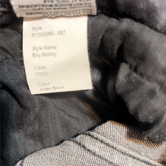 R13 Boy Skinny Low rise faded black Stylish Stretch Distressed Trendy jeans 30 - Picture 5 of 5